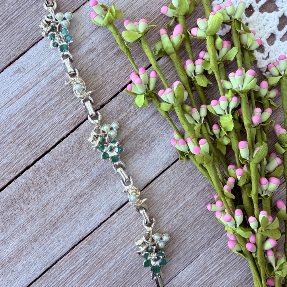 Vintage green enamel Silver and Green link Bracelet